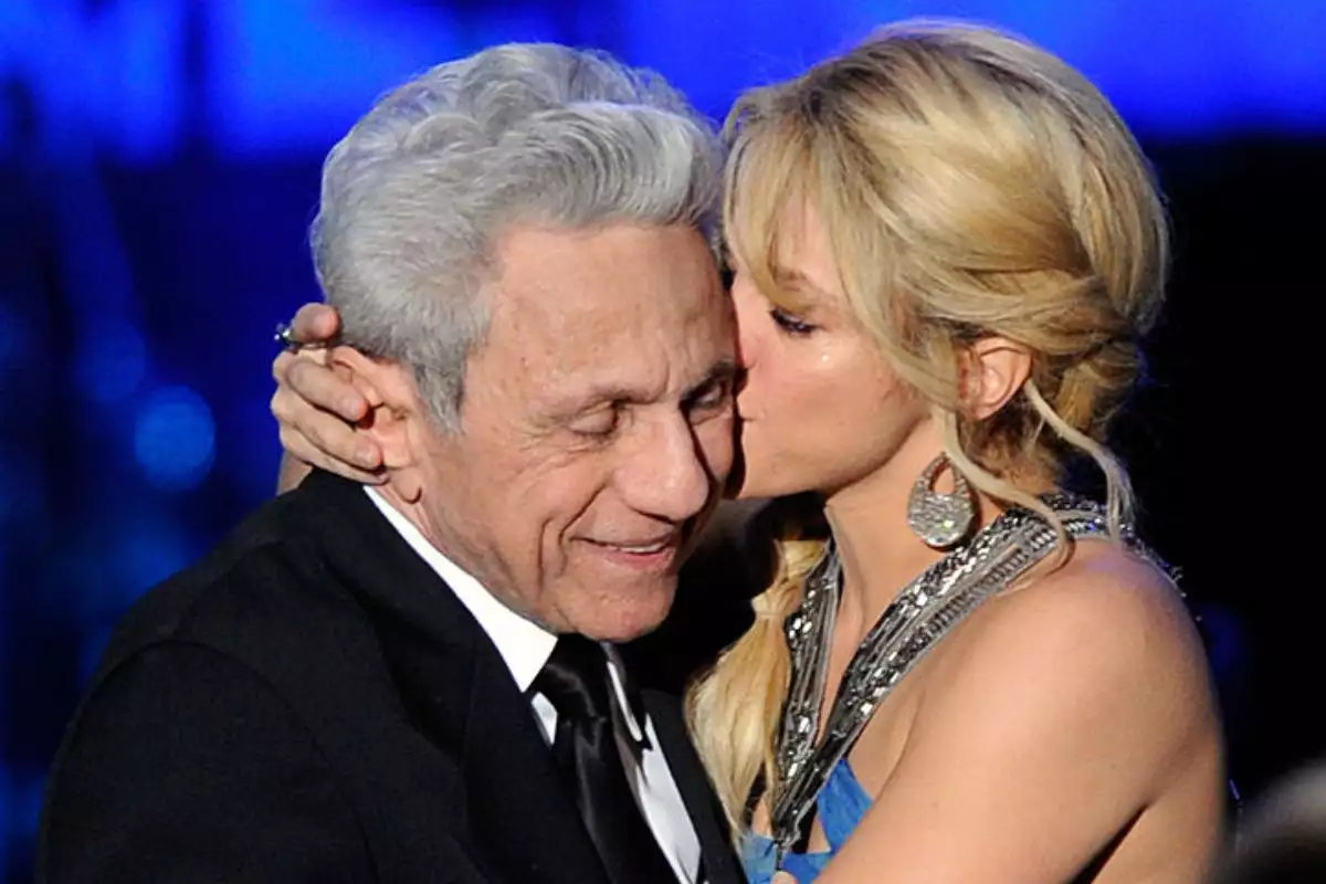 ¿Murió el papá de Shakira? Circula que William Mebarack falleció, pero es falso
