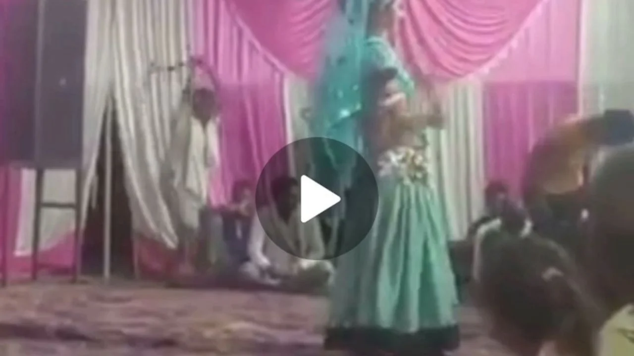 En el show video India hacha: clip viral filtrado en Forogore y Twitter ¿De qué trata?